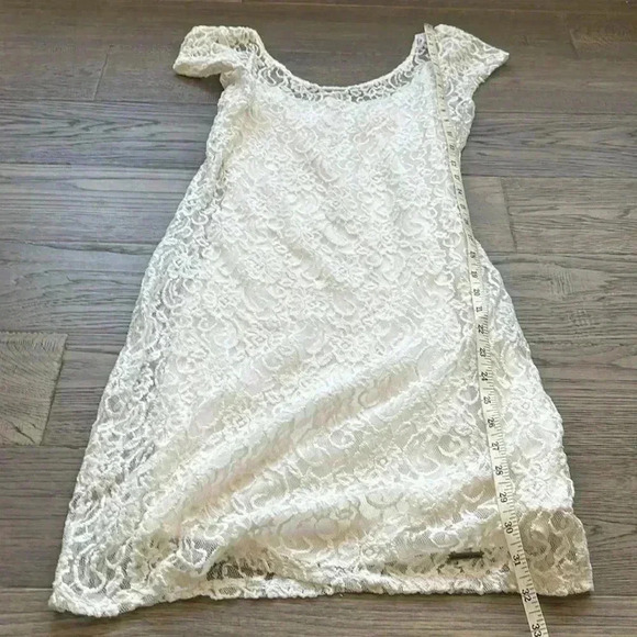 🔥Abercrombie & Fitch🔥 | Off white lace  floral crochet mini dress - Picture 9 of 12